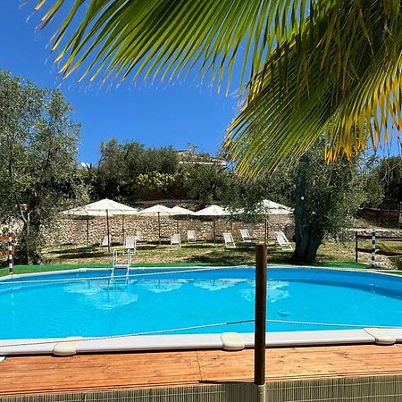 Valle Degli Ulivi B&B В'єсте Екстер'єр фото