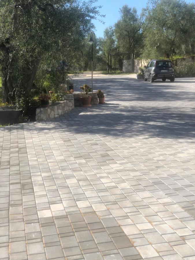 Valle Degli Ulivi B&B В'єсте Екстер'єр фото