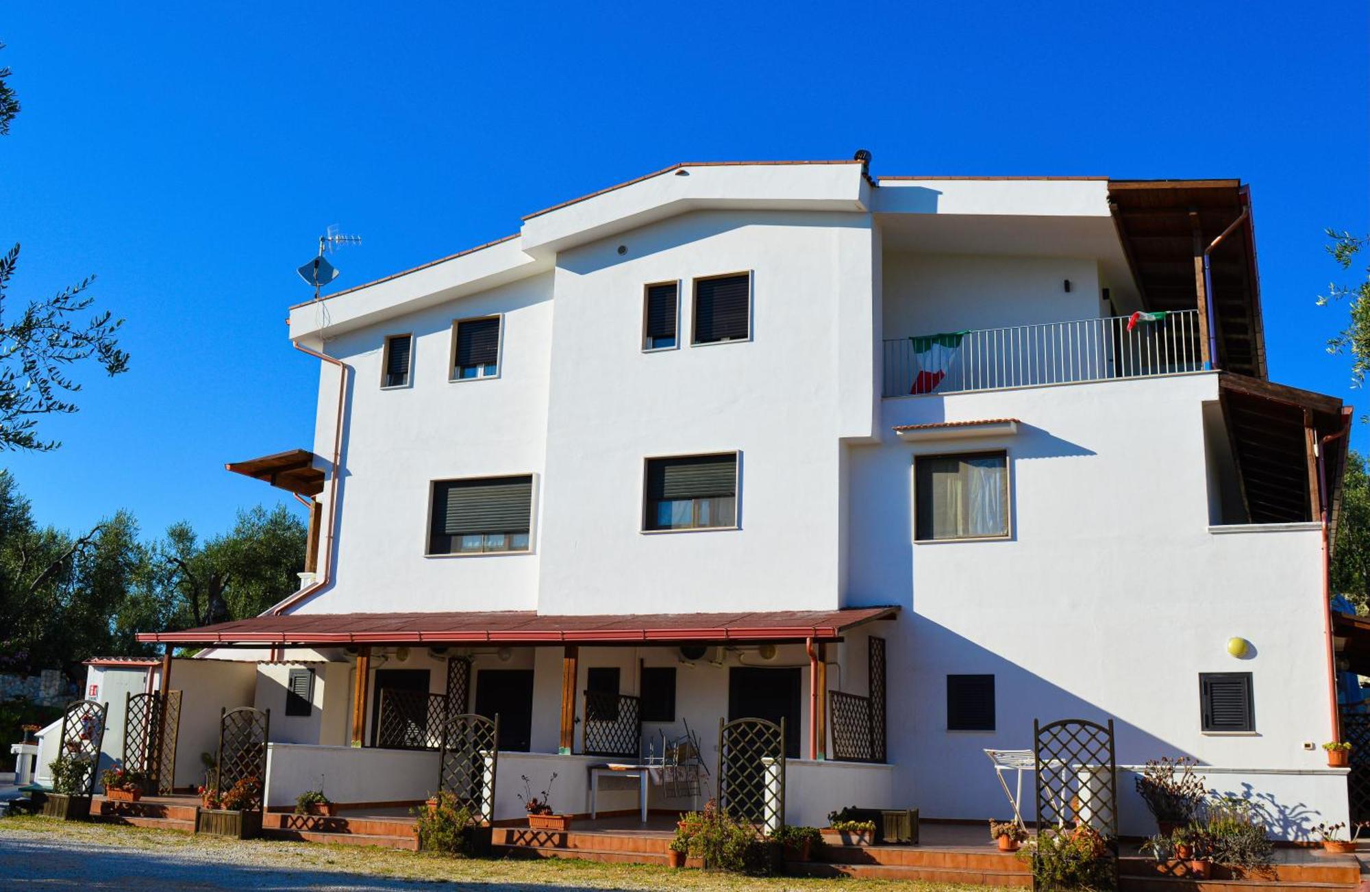 Valle Degli Ulivi B&B В'єсте Екстер'єр фото